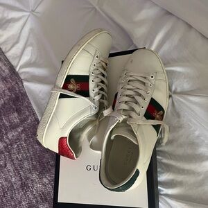 Women Gucci Ace sneakers